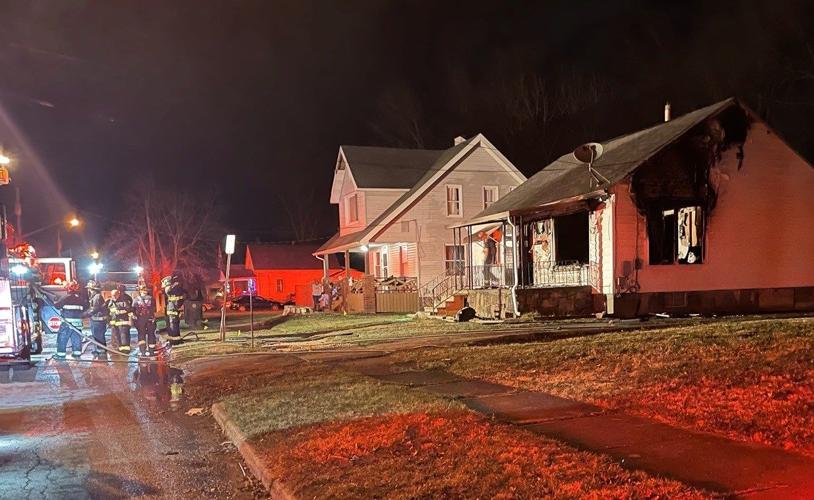Fire sends man and child fleeing from Warren home | Archives | wfmj.com