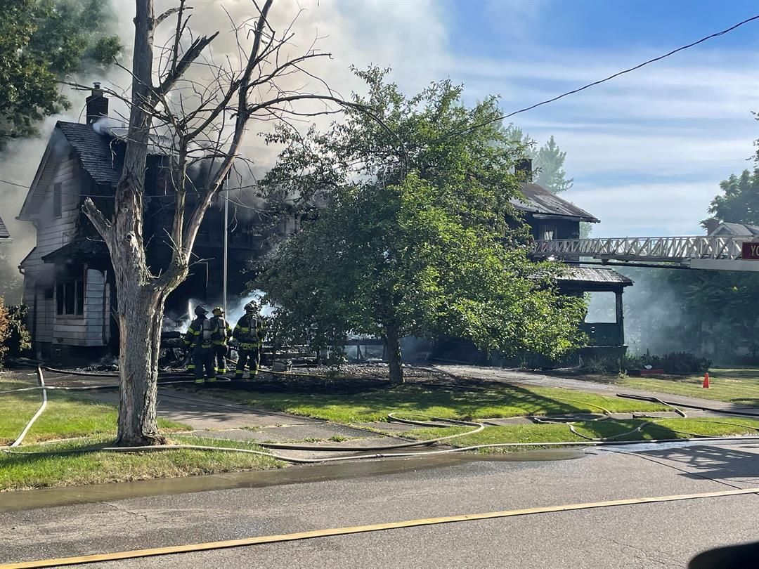 Fire crews battling house fires on Youngstown's south side | Archives ...