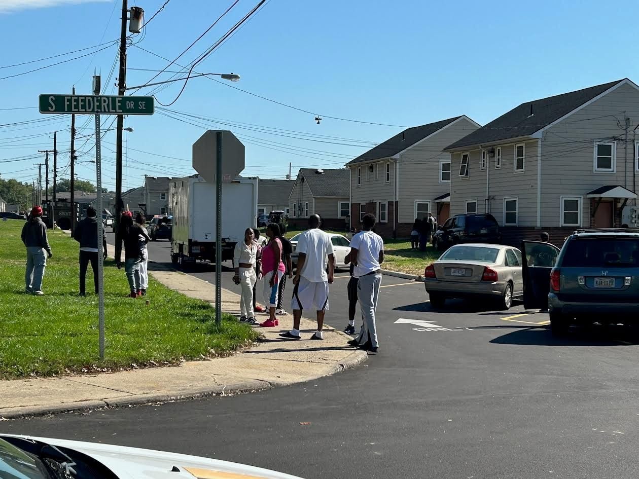 Two in custody after hours-long standoff in Warren | Archives | wfmj.com