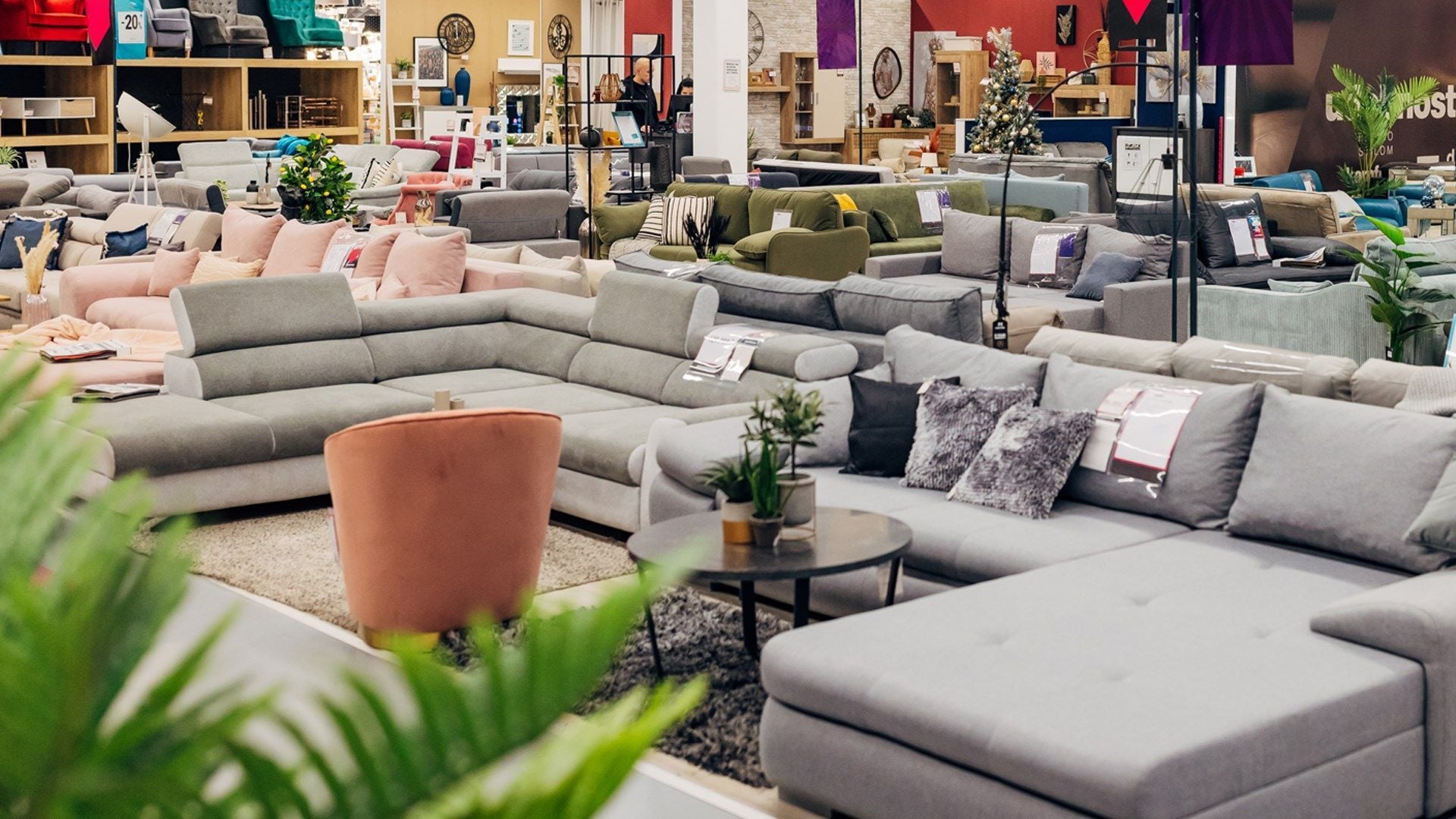 Boardman Value City Furniture begins going out of business sale | Local ...