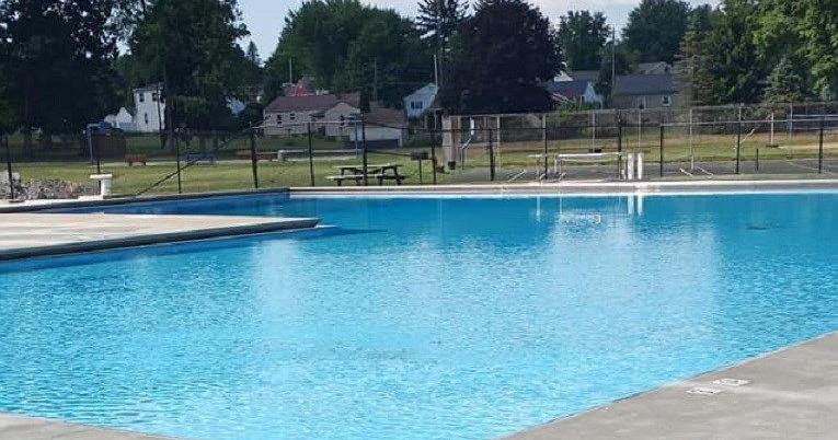 Mayor: Future of Lisbon community pool looks brighter for 2027