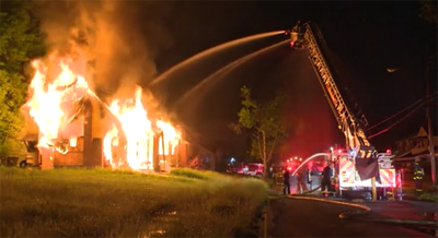 Crews battle vacant house fire overnight in Youngstown | Archives ...