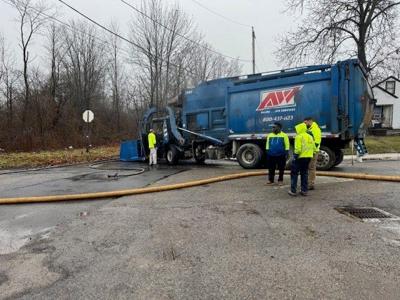 Crews respond to garbage truck fire in Youngstown | Archives | wfmj.com