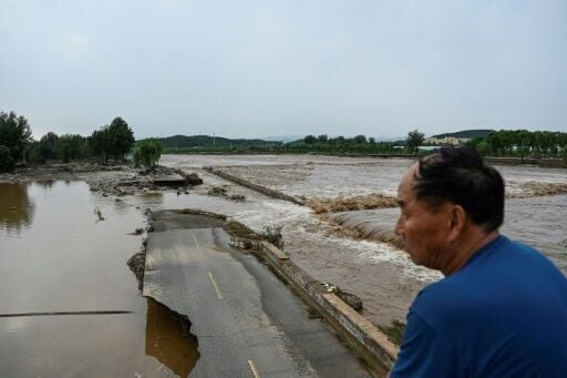 Over 30 dead as northern China hit by heavy rain, landslides | News |  wfxg.com