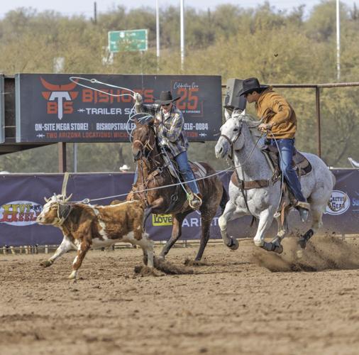 Rancho Rio holds New Year's roping | Roping & Riding | wickenburgsun.com