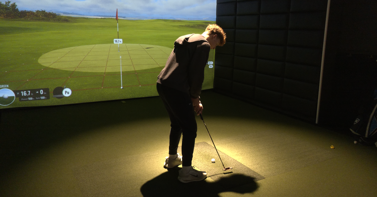 Vestal & Maine-Endwell varsity boys golf teams compete at indoor event Sunday afternoon