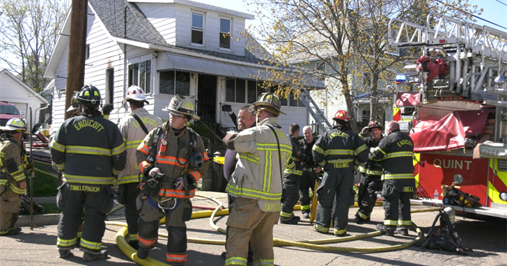 Crews Battle House Fire in Endicott | Video | wicz.com