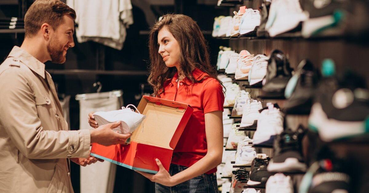 Major shoe retailer cuts jobs to streamline operations