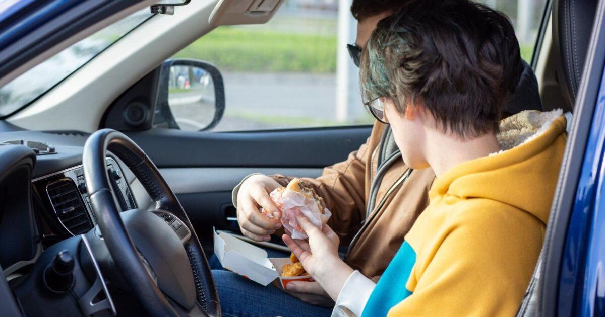 Legendary fast-food burger chain shuts down restaurants