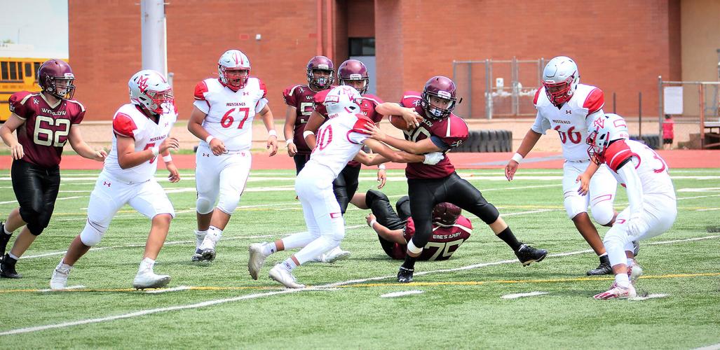 Winslow High Jr. Varsity takes on Monument Valley Photo Galleries