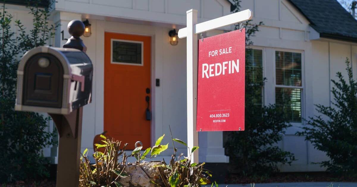 Redfin: Home asking prices fall for the first time in 7 months Laura Grace Tarpley, Dana Sullivan Kilroy Oct 19, 2026 1 hr ago