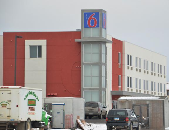 Lights on at Motel 6 | Local News Stories | willistonherald.com