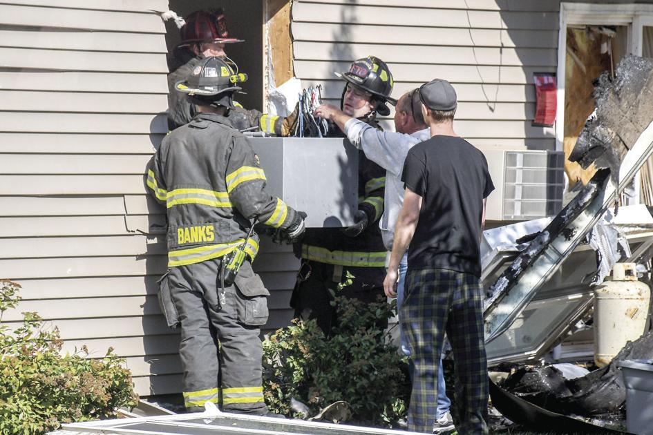 Thursday morning fire destroys Williston apartment building Local