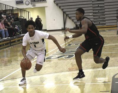Tetons Beat Csi 83 69 To Close Out Williston State Invite