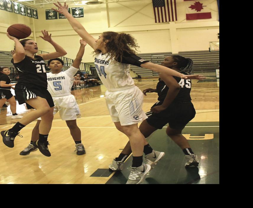 Wsc Falls To Gillette In Booster Club Classic 87 43 Collegiate