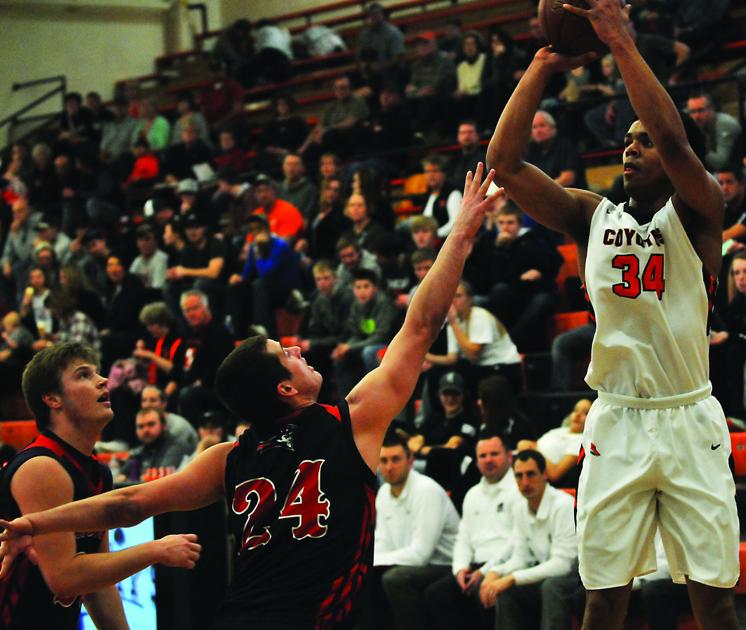 Patriots Roll Past Coyotes Local Sports News Willistonherald Com
