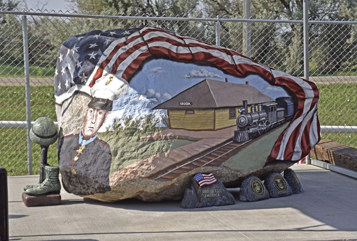 Artist brings "Freedom Rock Tour" to North Dakota, honors Medal of