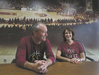 House Hunters Helping Coach Saul Phillips Family Find South