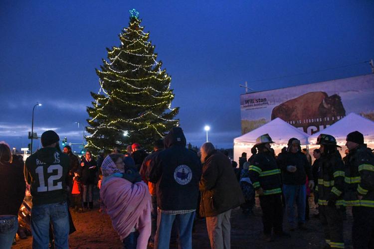 Williston rings in Christmas season Community