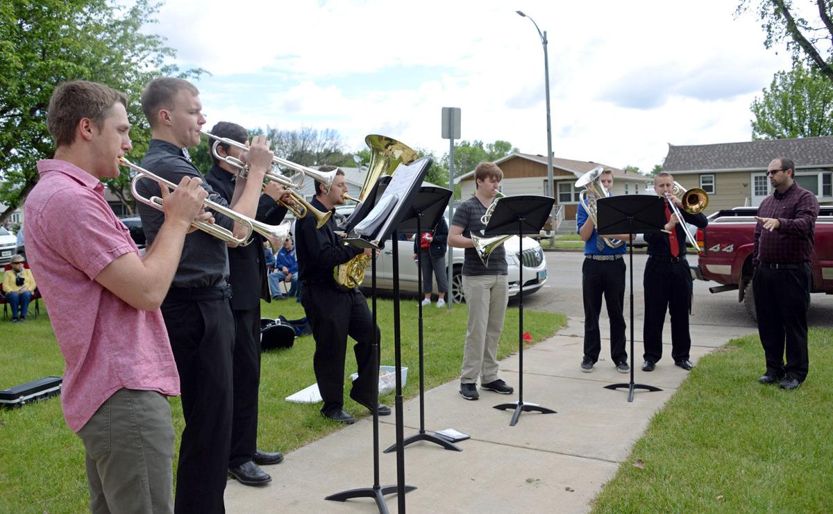 Taking a moment to remember: Vets honored in Williston | Community ...