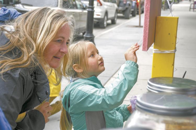 Chill, clouds don't dampen entrepreneurial spirit on Lemonade Day in