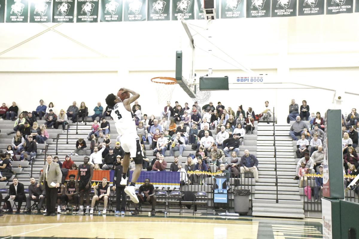 Basketball Tetons Women Beaten By Ndscs Men Earn 76 68 Comeback
