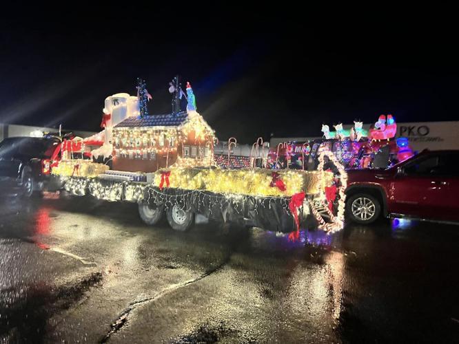 Sidney Holiday Parade of Lights attracts hundreds Local News Stories