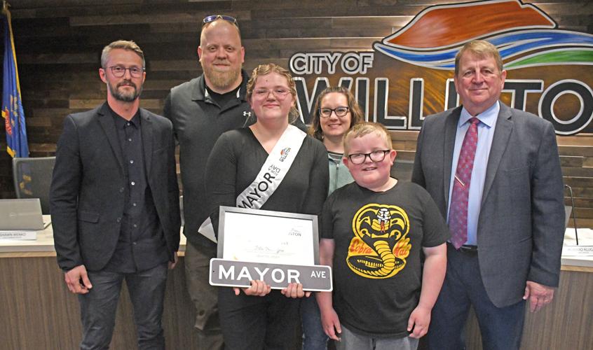 Williston announces Mayor for a Day recipients; Commission approves