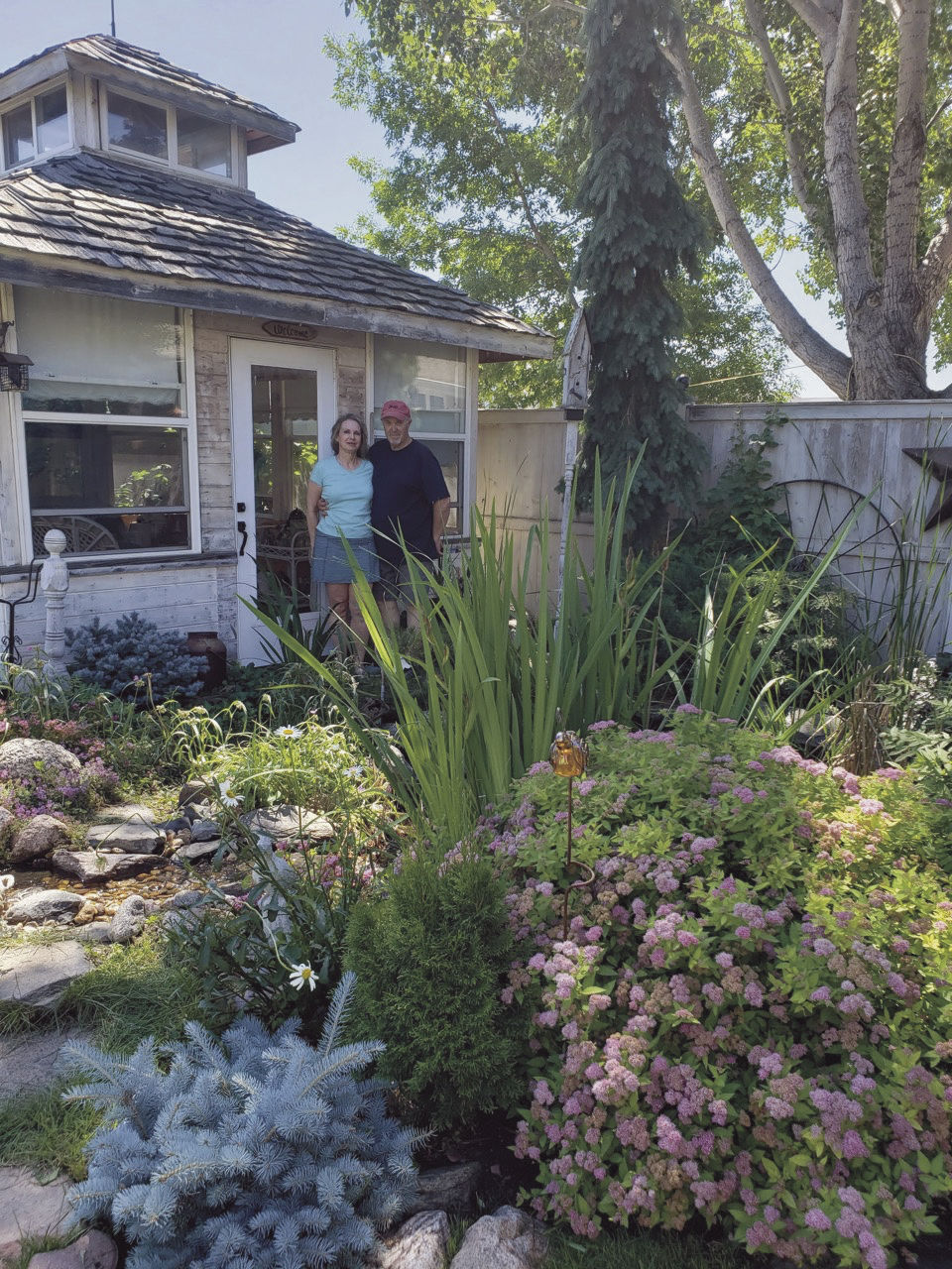 Garden Tour Home Shows How Big A Small Space Can Be Farm Ranch Willistonherald Com