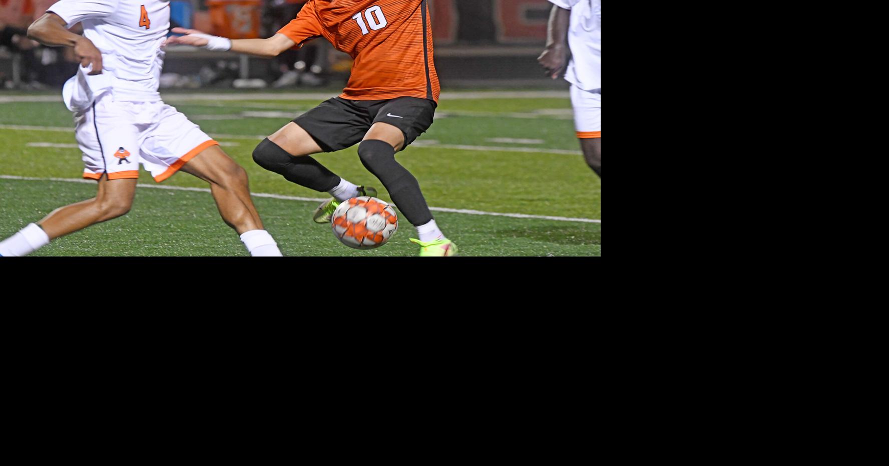 Rigo Alessandro Rodas Miranda receives boys soccer All-WDA honors ...