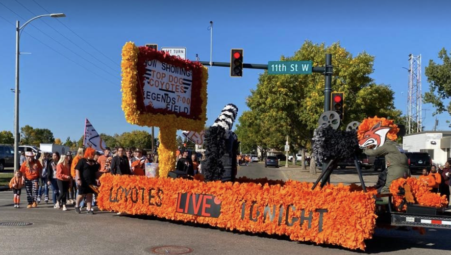Williston celebrates with parade of floats Williston
