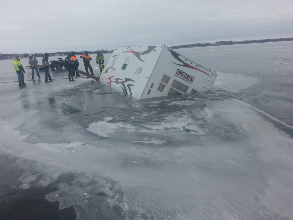 Fish House goes through ice on Lake News