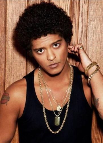 Bruno Mars Takes Over MetLife