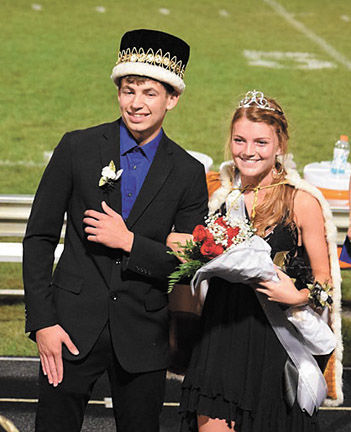WCHS Crowns Homecoming Royalty