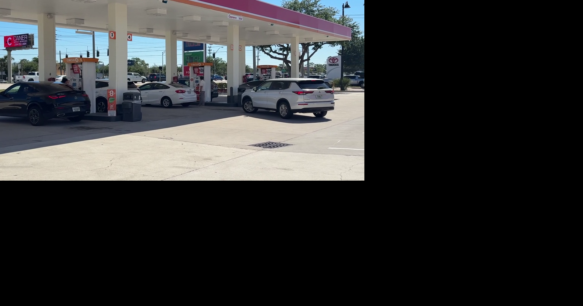 Fort Myers gas station offers rare discount as prices top $4.50