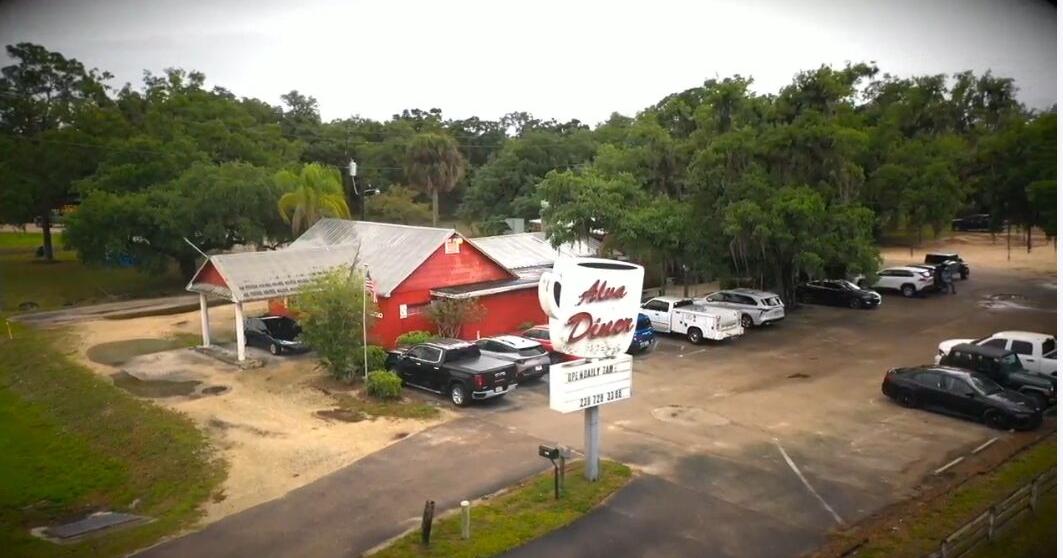 Beloved Alva Country Diner finds new owners, stays open for community