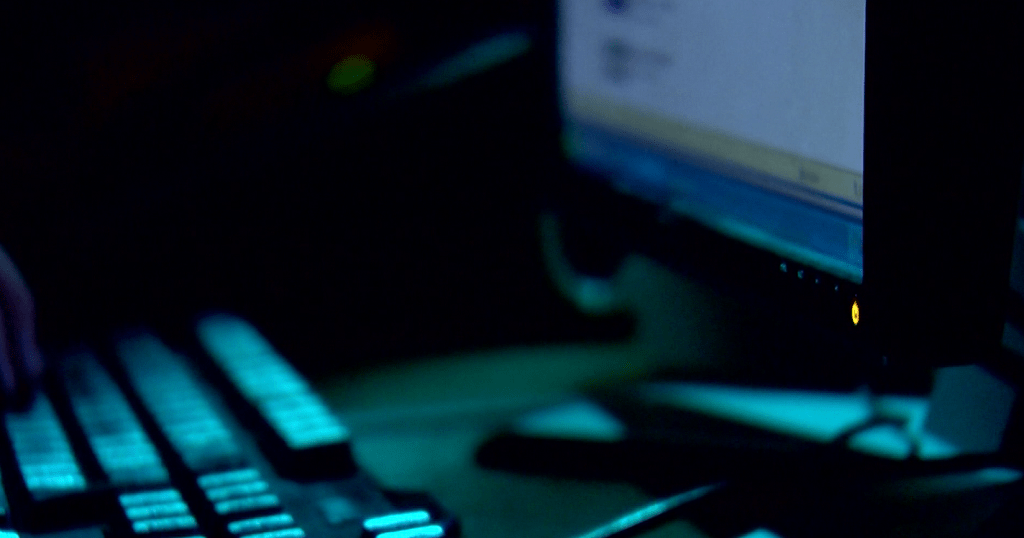 Florida residents lose $1.5 billion to scammers, FBI reports