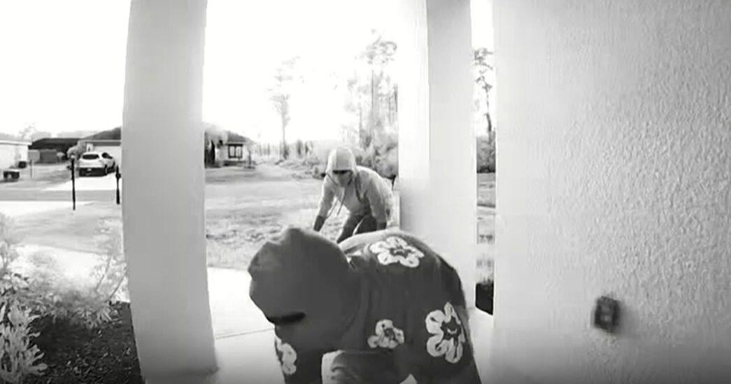 Tips to protect packages from thieves this holiday season