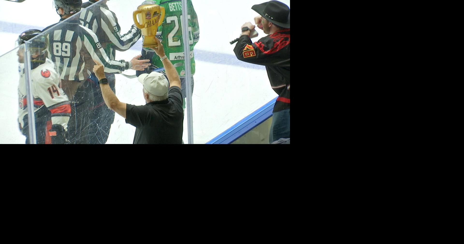 Read more Everblades beat Mavericks in Game 5, move one win from Kelly Cup