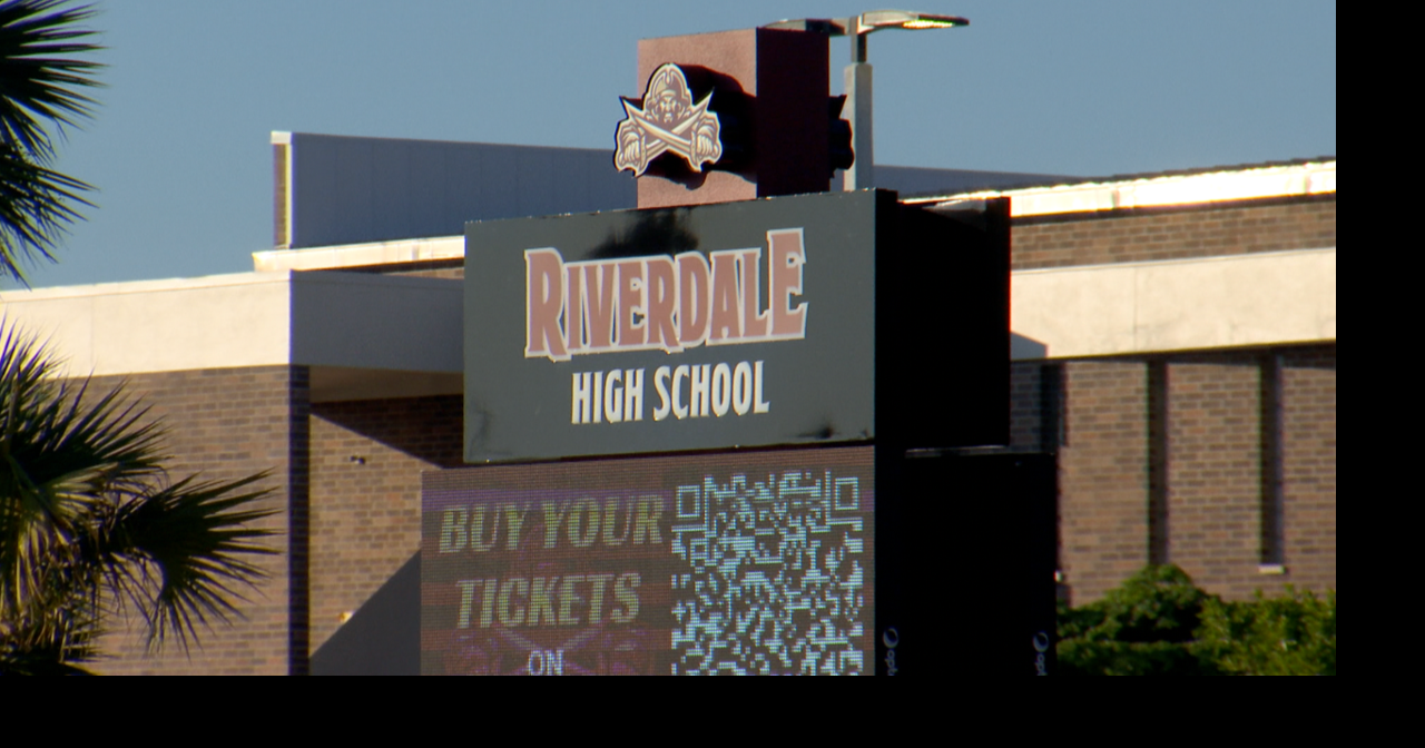 Handcuffed teenager escaped Lee County Sheriff's vehicle, leading to 'secure status' at Riverdale High School