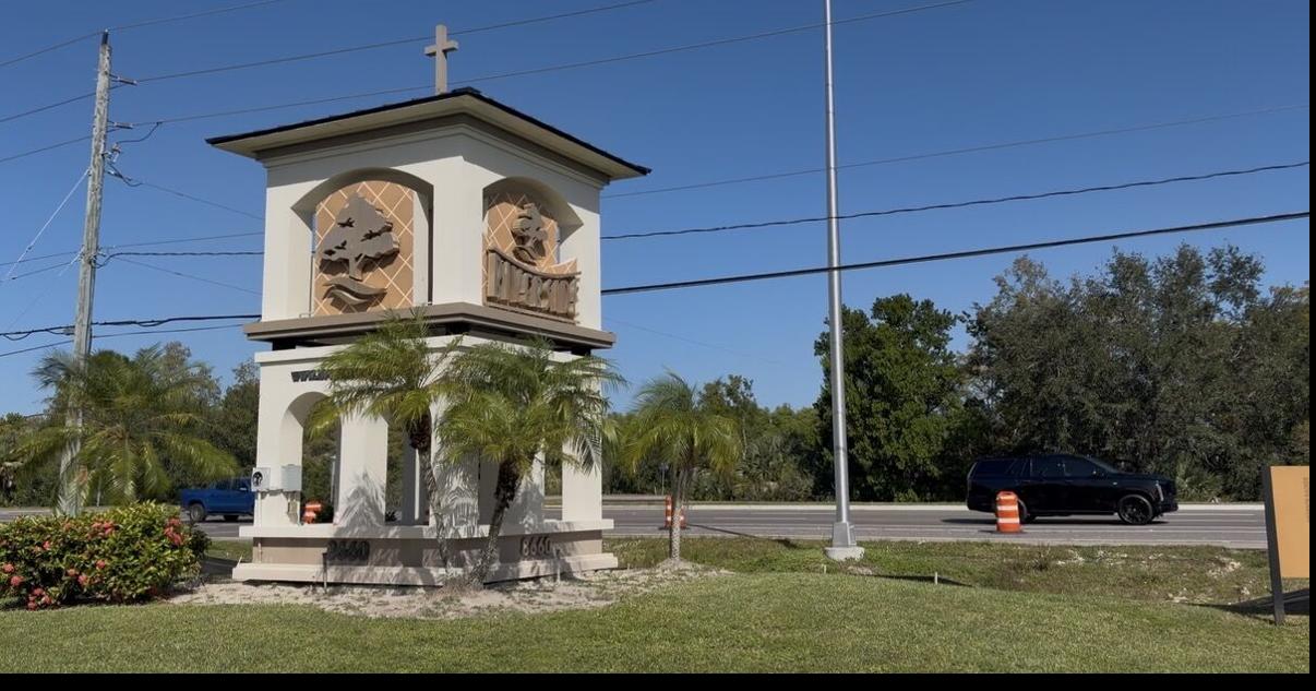 Fort Myers resident warns Daniels Parkway traffic is a near-miss waiting to happen