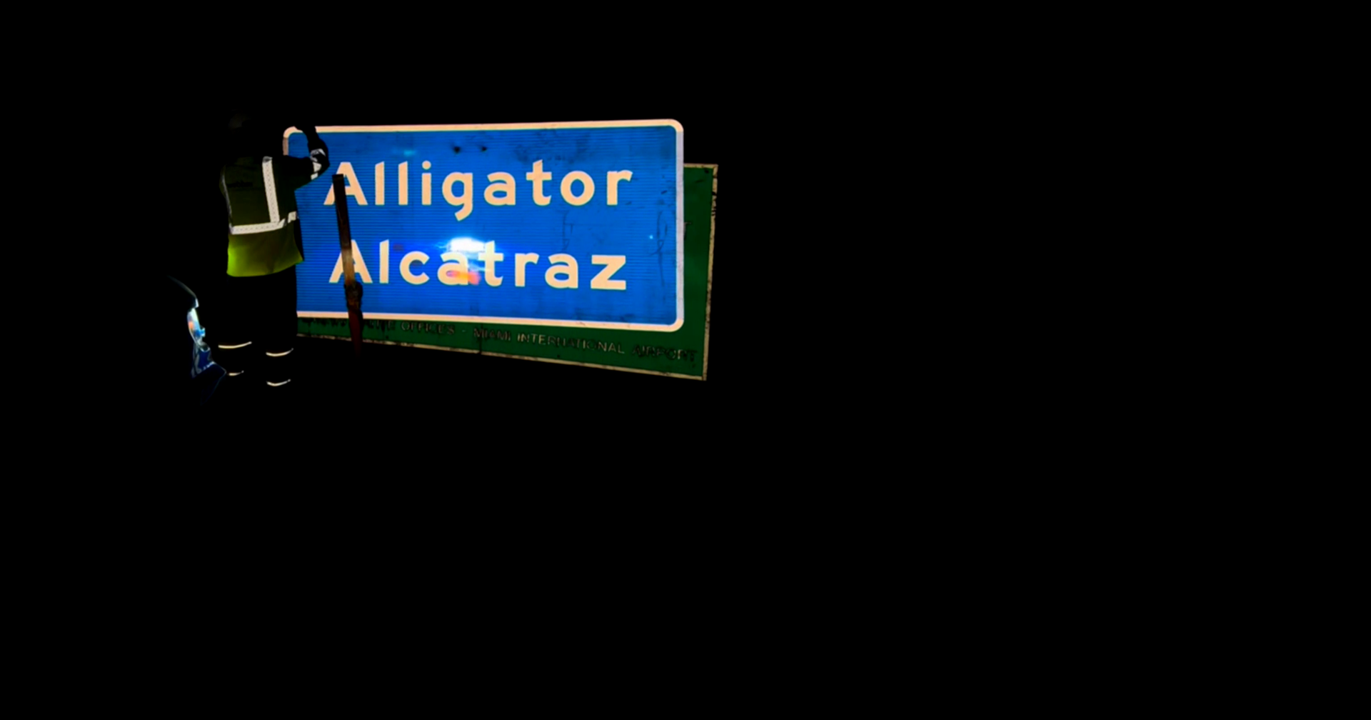 Collier County road signs taken repeatedly, but replaced within days