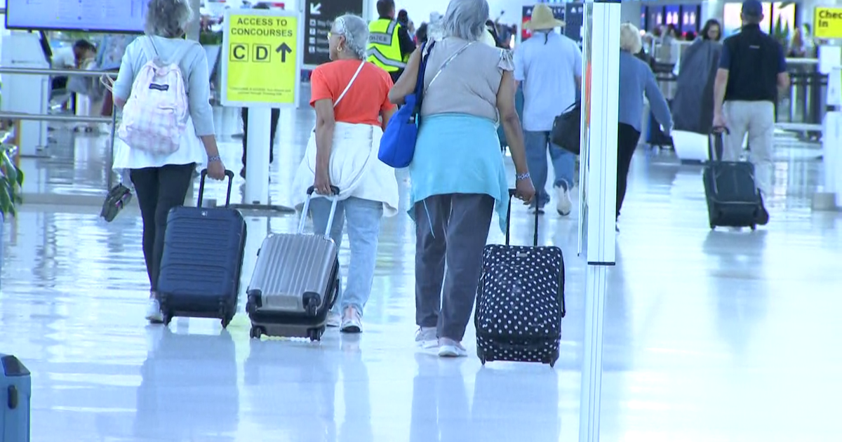 RSW passengers face hours-long delays over Memorial Day weekend