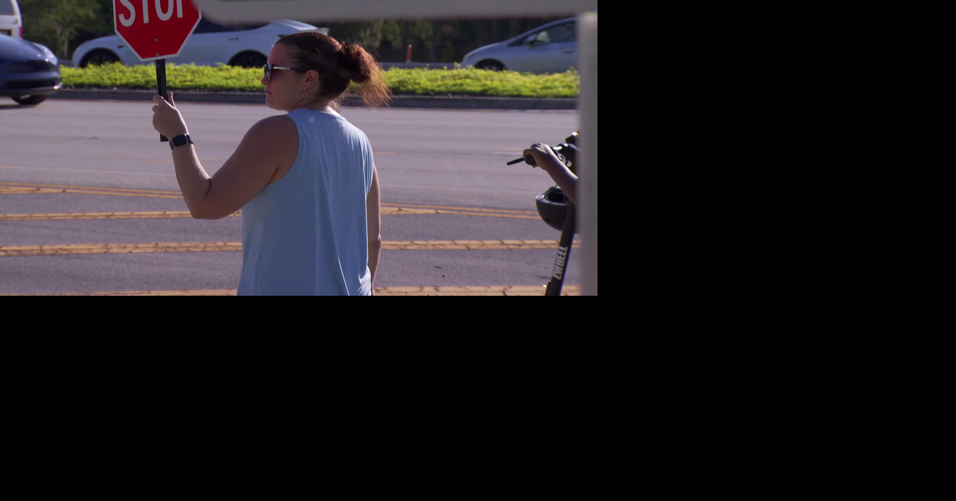 Collier County mom buys her own stop sign to protect kids near Oak Ridge Middle