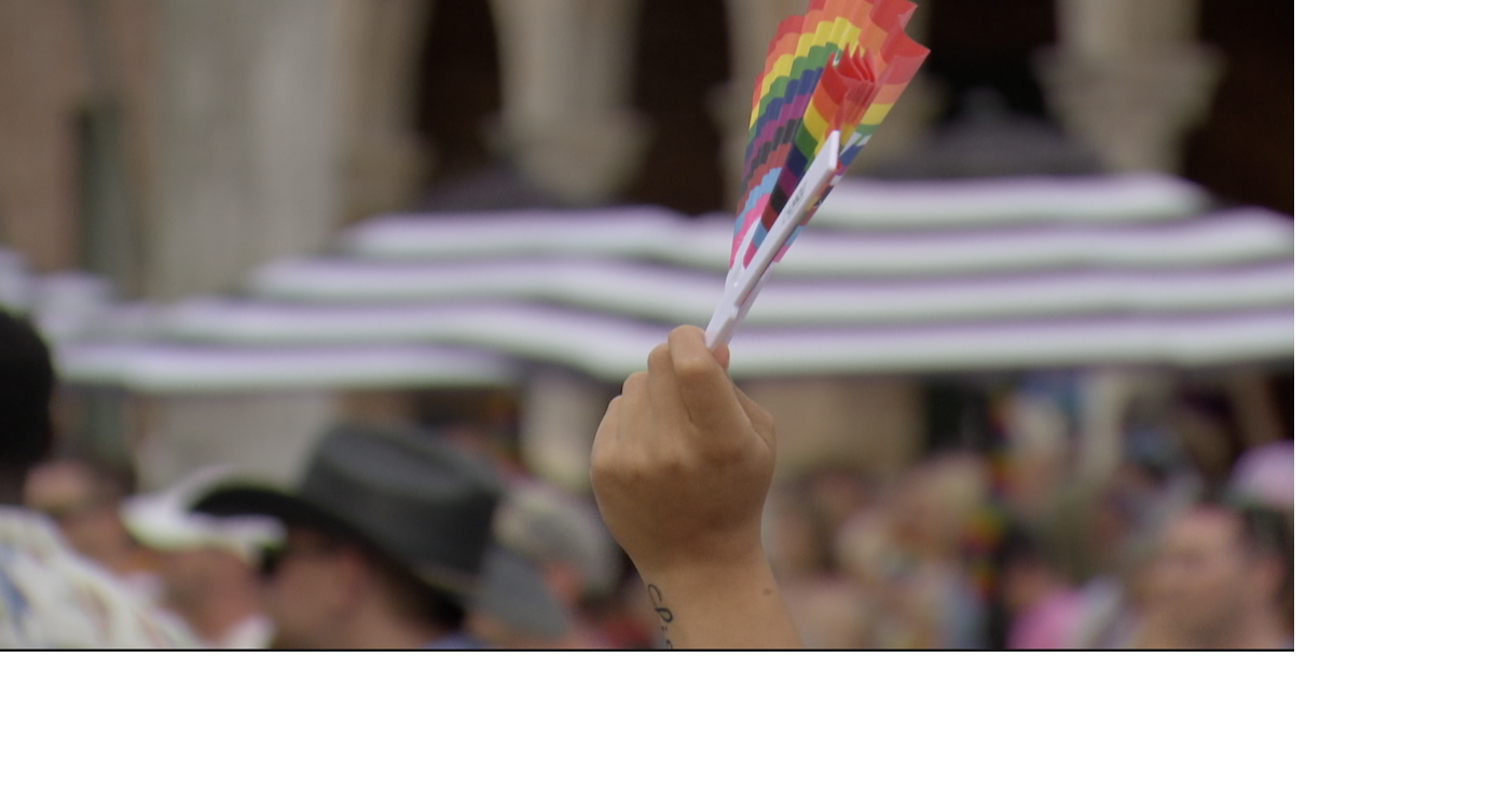 Big crowds follow Southwest Florida pride to new location