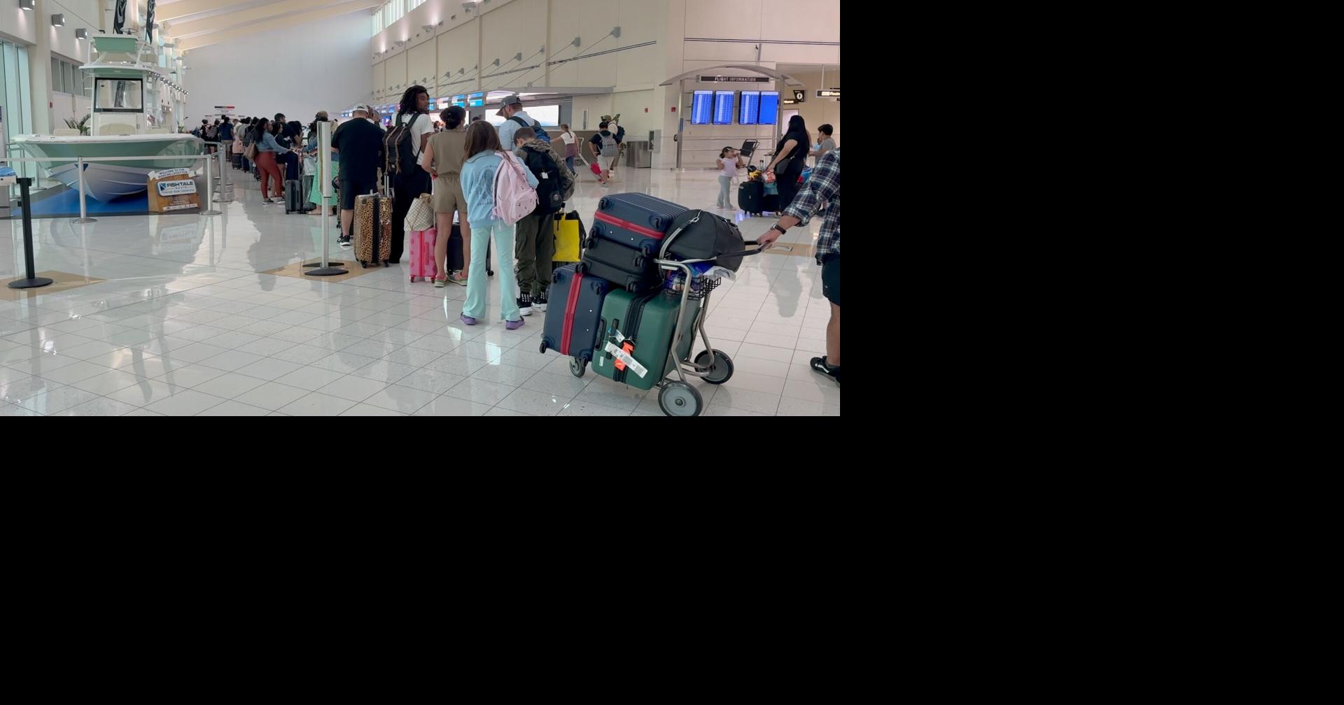Miami plane crash diverts flyers to Fort Myers