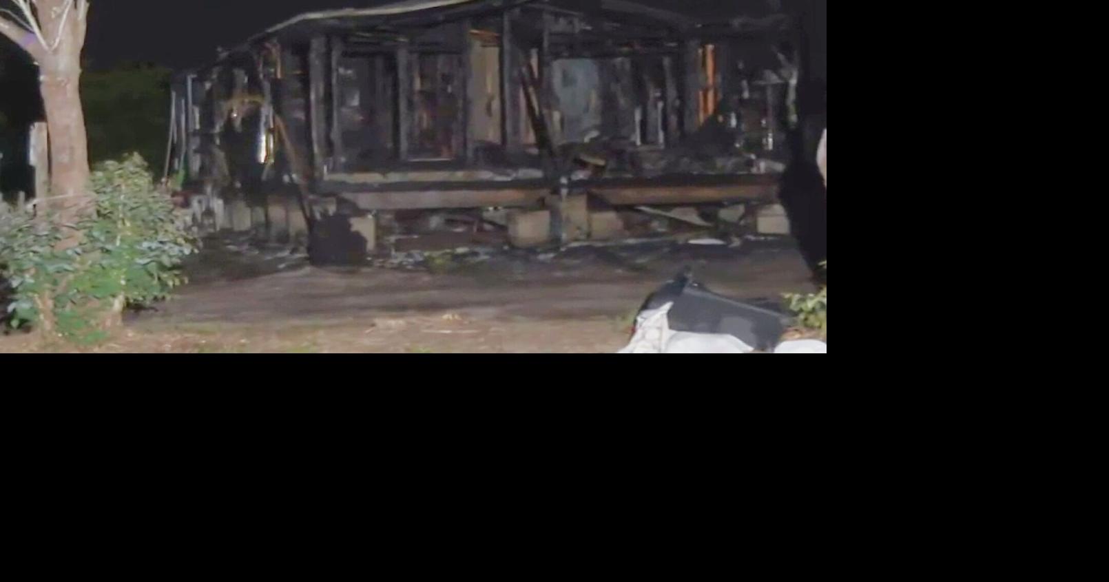 Crews battle house fire in North Fort Myers neighborhood