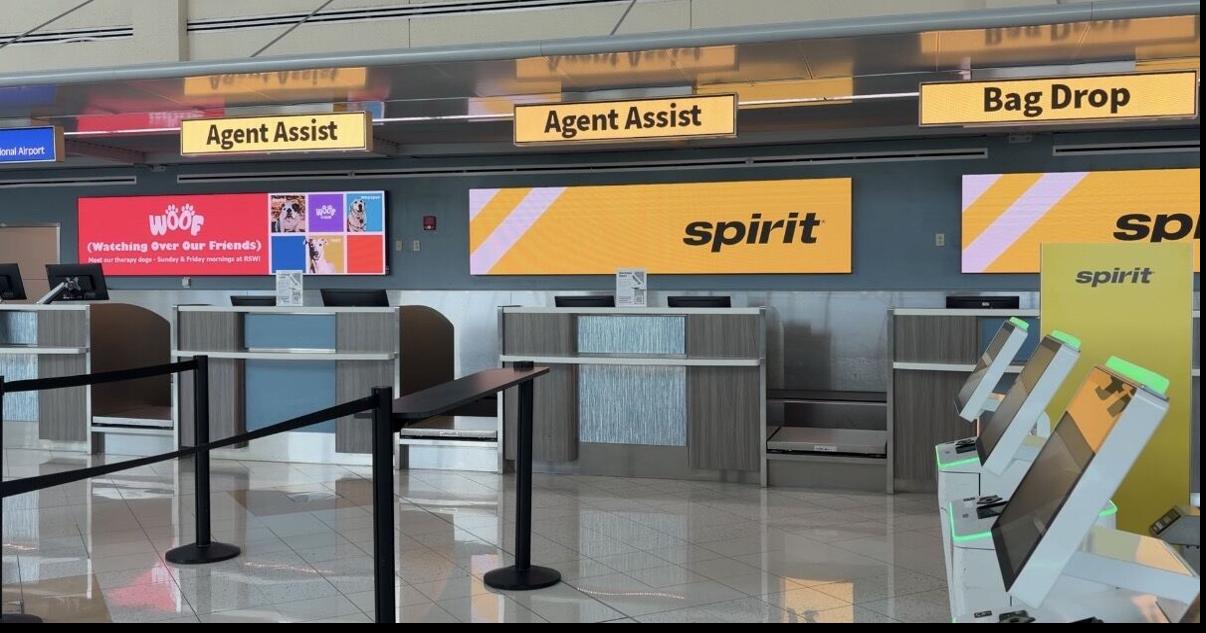 Spirit Airlines shuts down, leaving Southwest Florida travelers scrambling