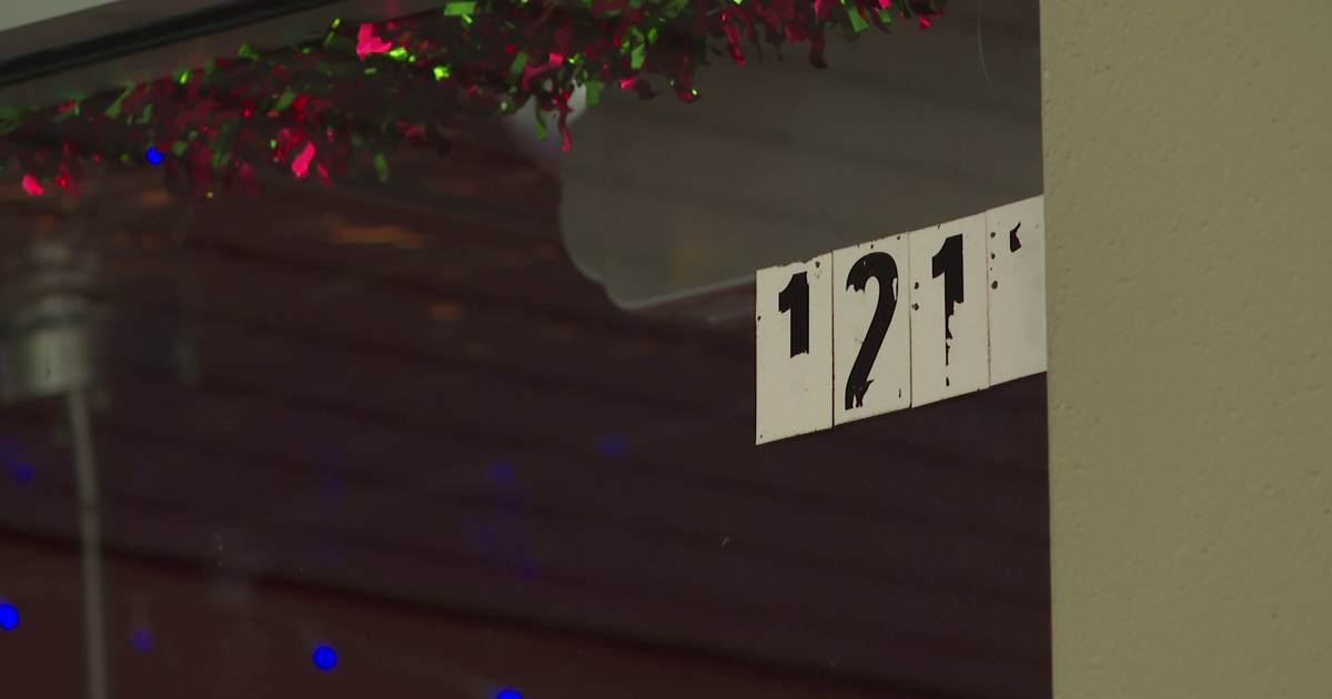Cape Coral woman pushes for bigger building numbers to prevent crashes
