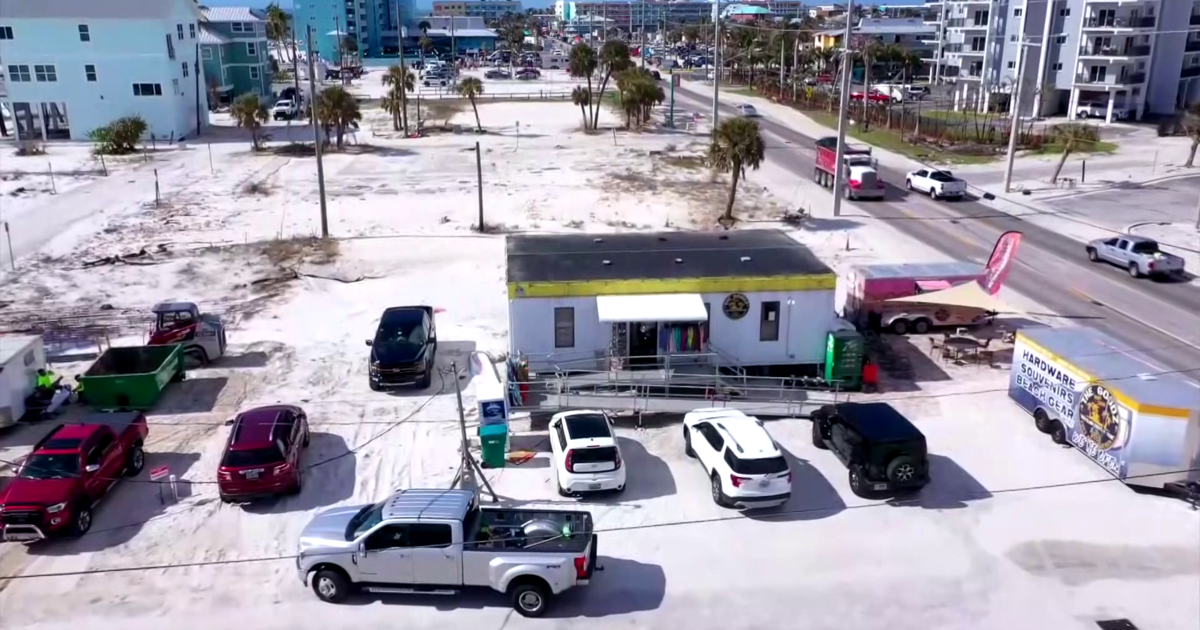 Fort Myers Beach properties hope for trailer permit extension